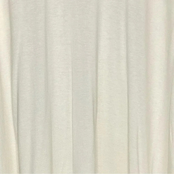 SIMPLY Emma 1X Top Shirt Cream Embellished V Neck Keyhole Long Sleeve Stretch - Picture 2 of 7